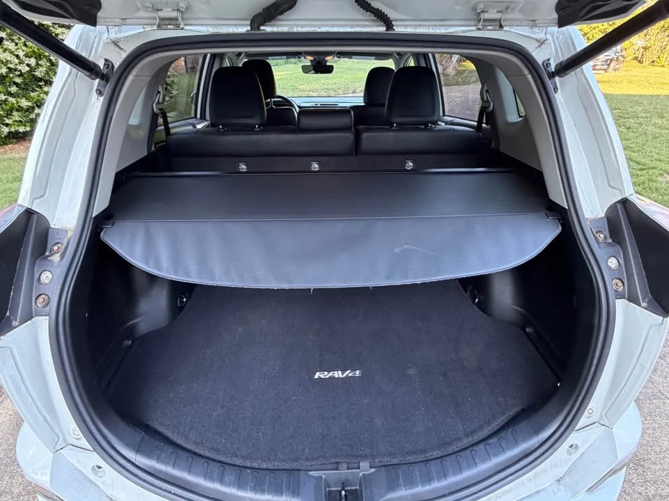 2016 Toyota RAV4 4th Gen - Image 6 of 12