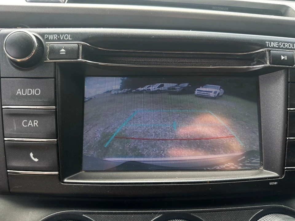 2016 Toyota RAV4 4th Gen - Image 21 of 31