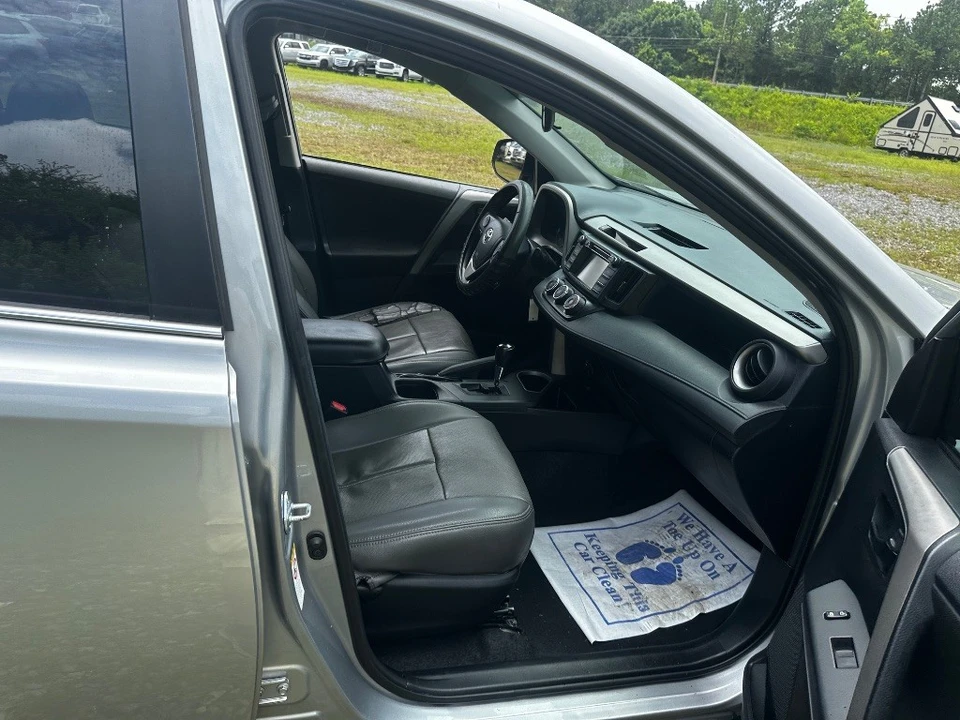 2016 Toyota RAV4 4th Gen - Image 29 of 31