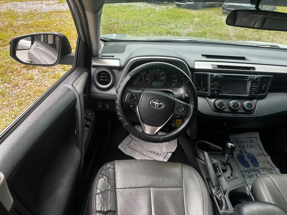 2016 Toyota RAV4 4th Gen - Image 24 of 31