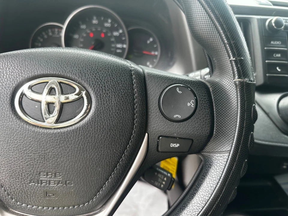 2016 Toyota RAV4 4th Gen - Image 18 of 31
