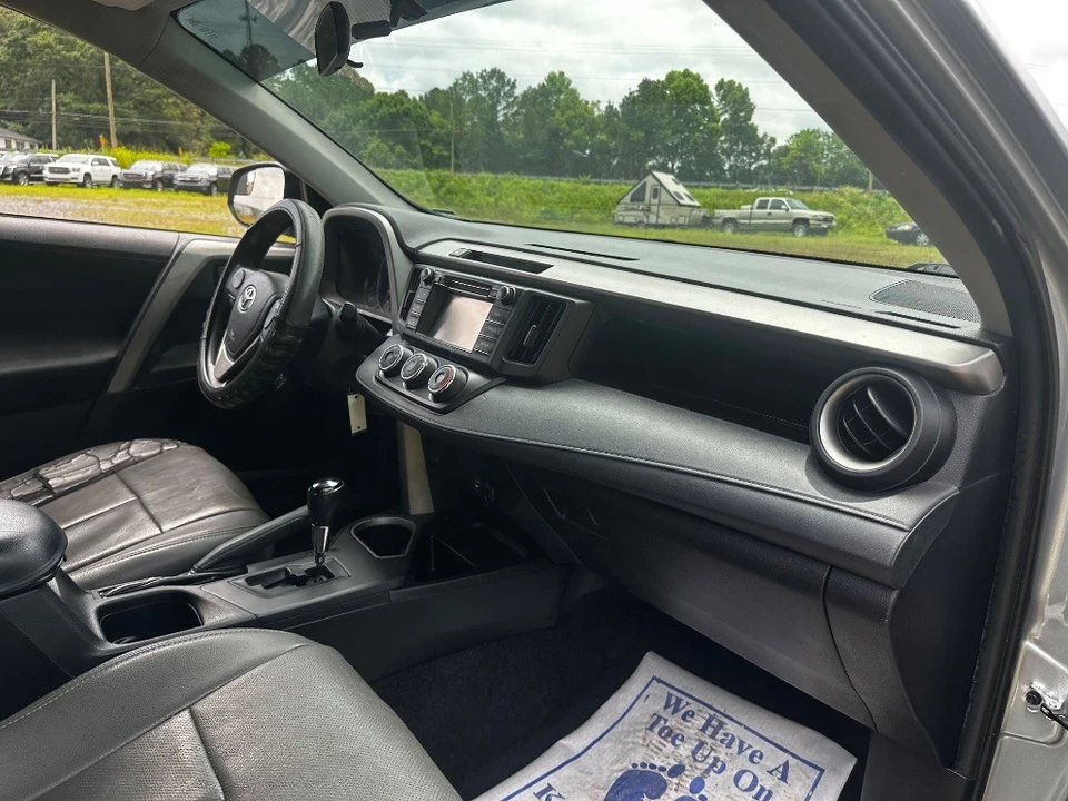 2016 Toyota RAV4 4th Gen - Image 31 of 31