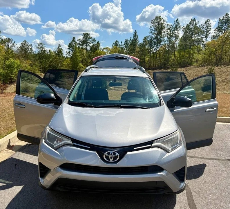 2016 Toyota RAV4 4th Gen - Image 10 of 12