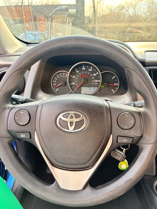 2016 Toyota RAV4 4th Gen - Image 15 of 20