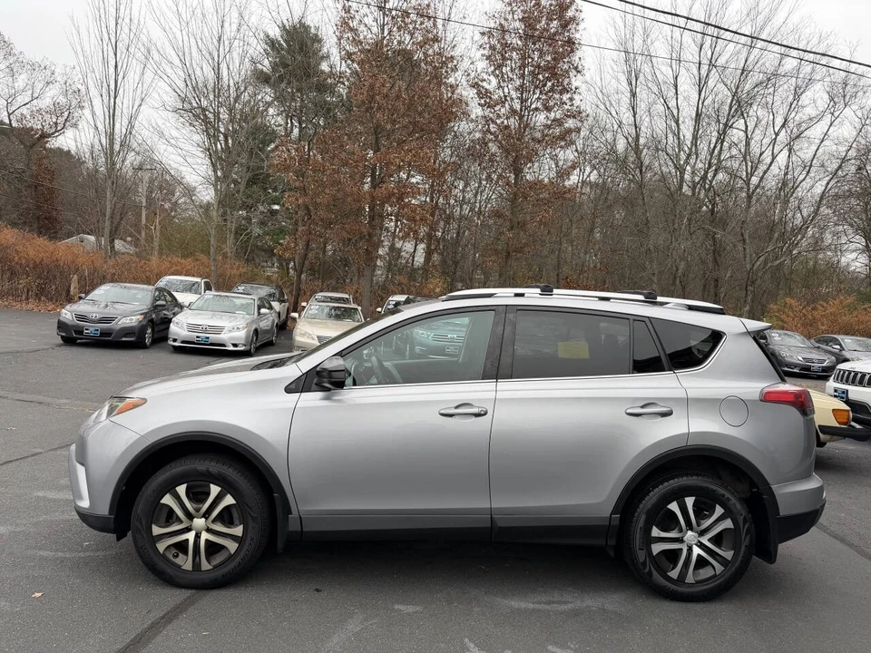 2016 Toyota RAV4 4th Gen - Image 4 of 21