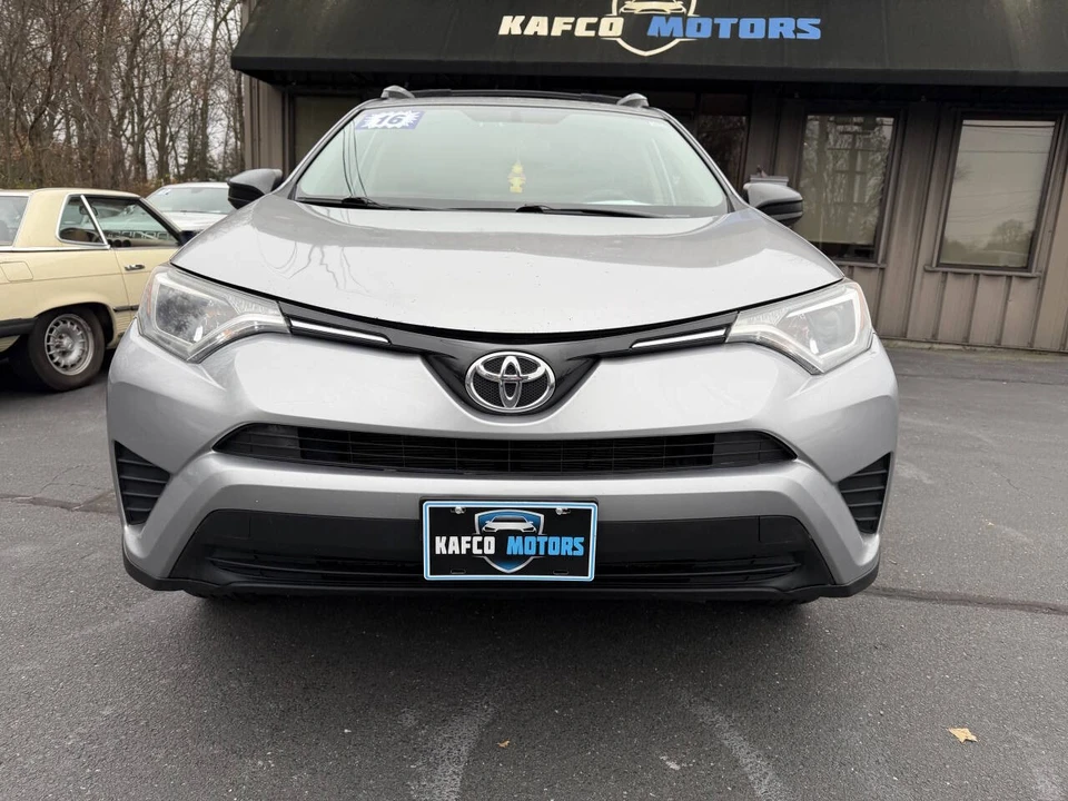 2016 Toyota RAV4 4th Gen - Image 5 of 21