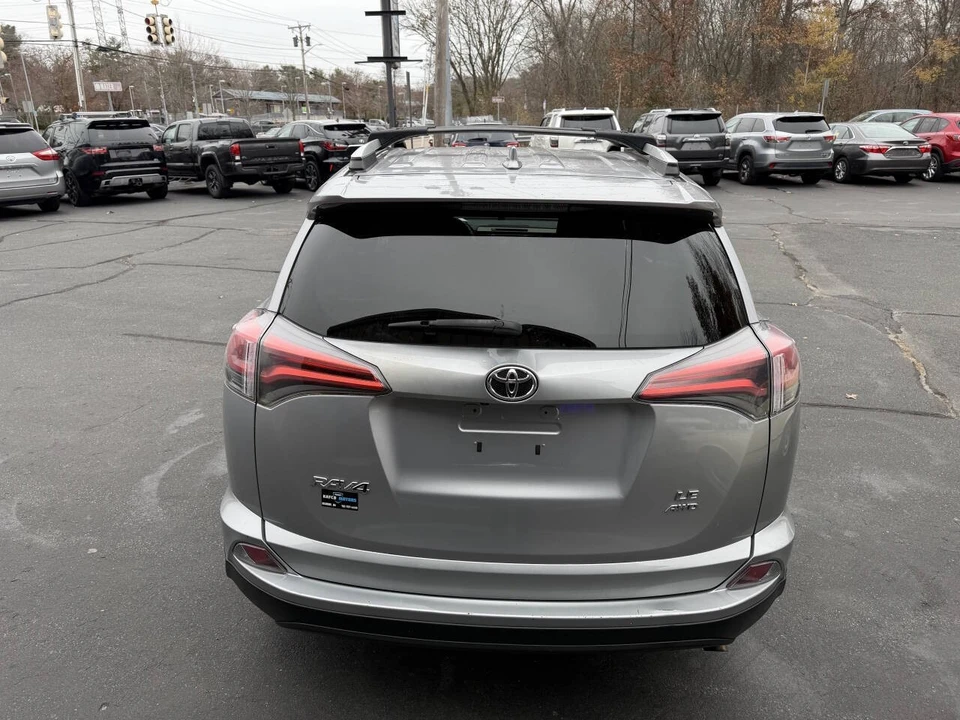 2016 Toyota RAV4 4th Gen - Image 8 of 21