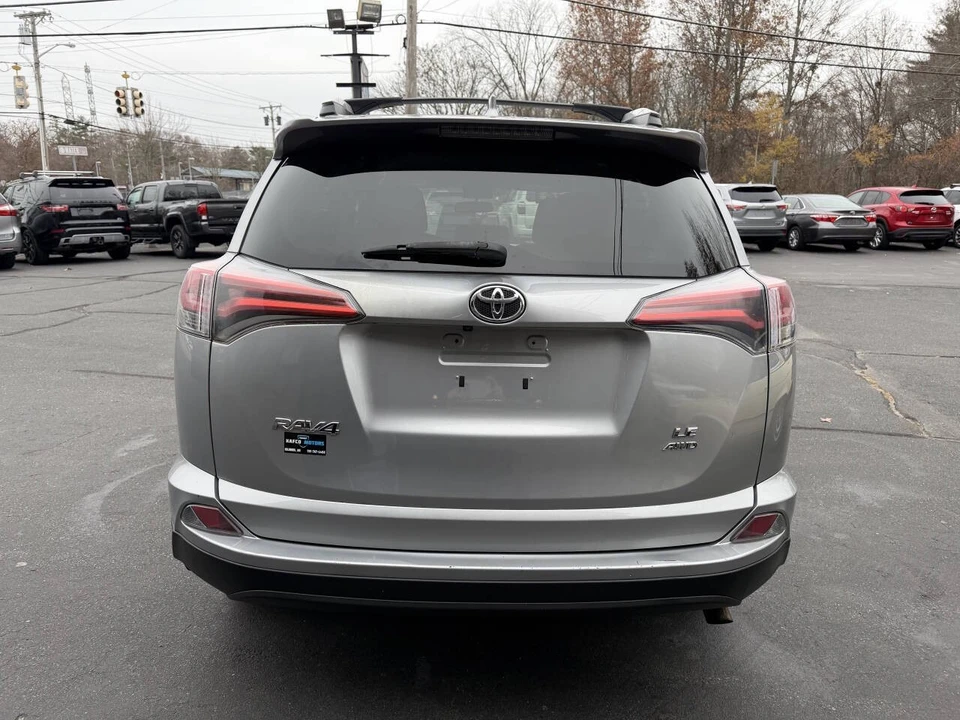 2016 Toyota RAV4 4th Gen - Image 9 of 21