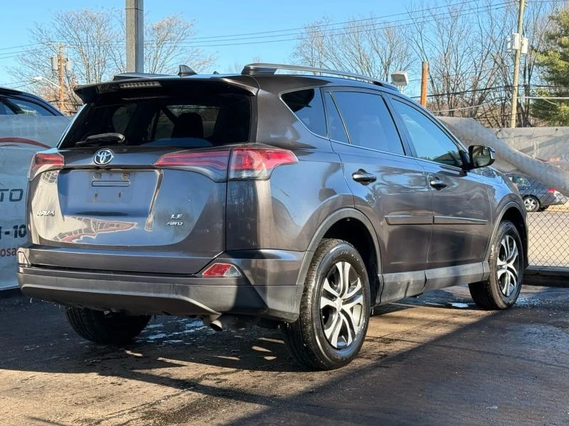 2016 Toyota RAV4 4th Gen - Image 9 of 12