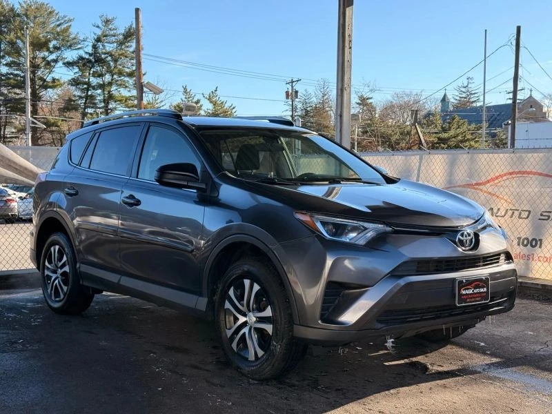 2016 Toyota RAV4 4th Gen - Image 6 of 12