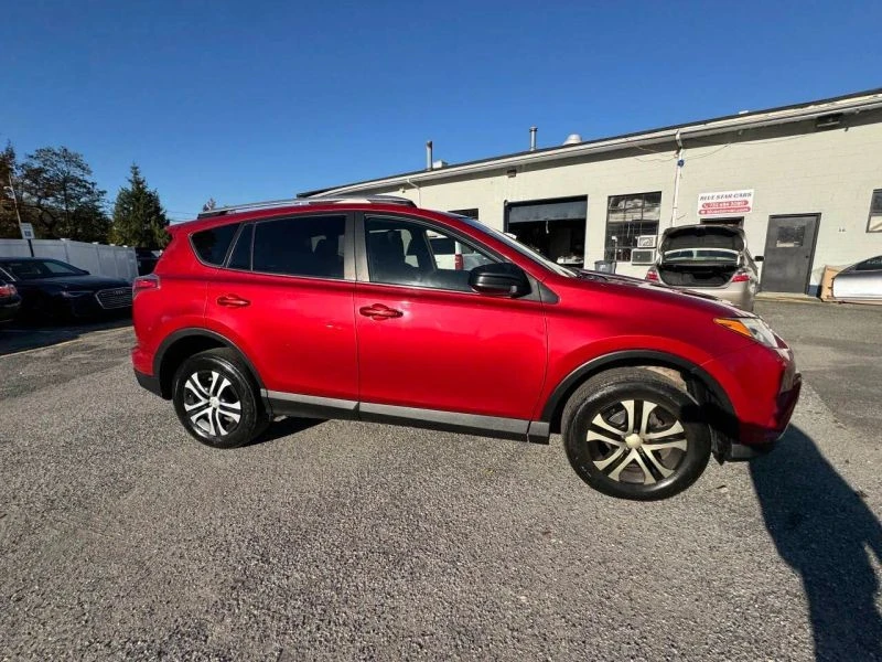 2016 Toyota RAV4 4th Gen - Image 9 of 12