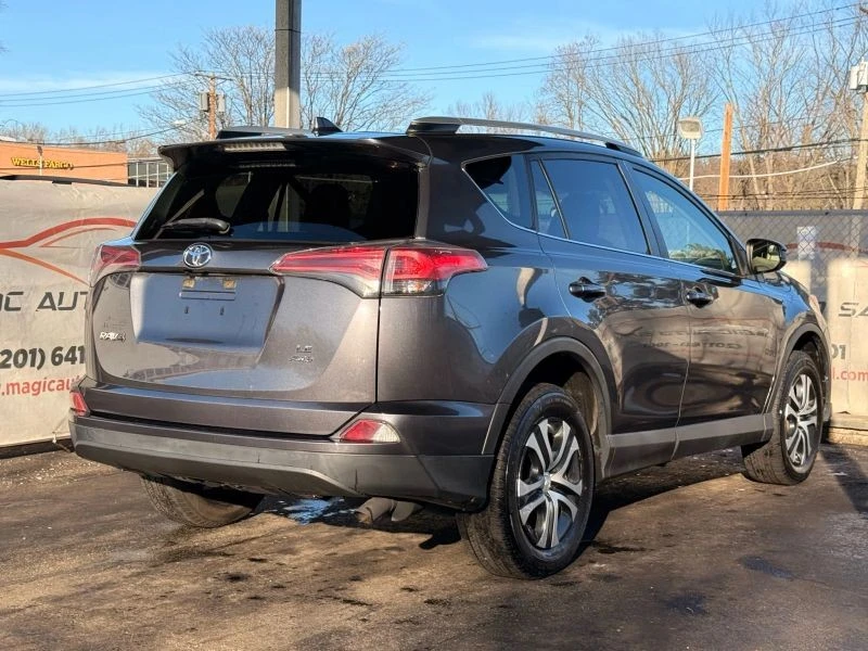 2016 Toyota RAV4 4th Gen - Image 9 of 12