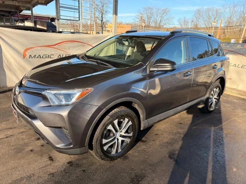 2016 Toyota RAV4 4th Gen - Image 8 of 12