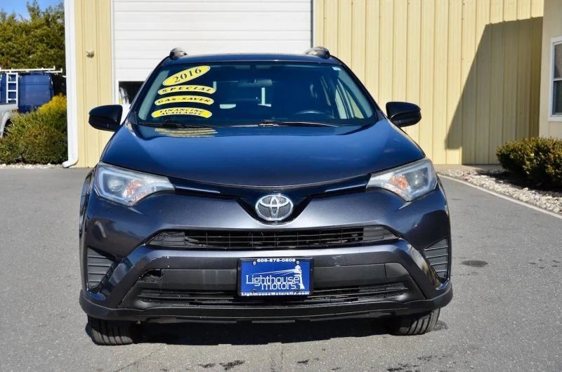 2016 Toyota RAV4 4th Gen - Image 3 of 12