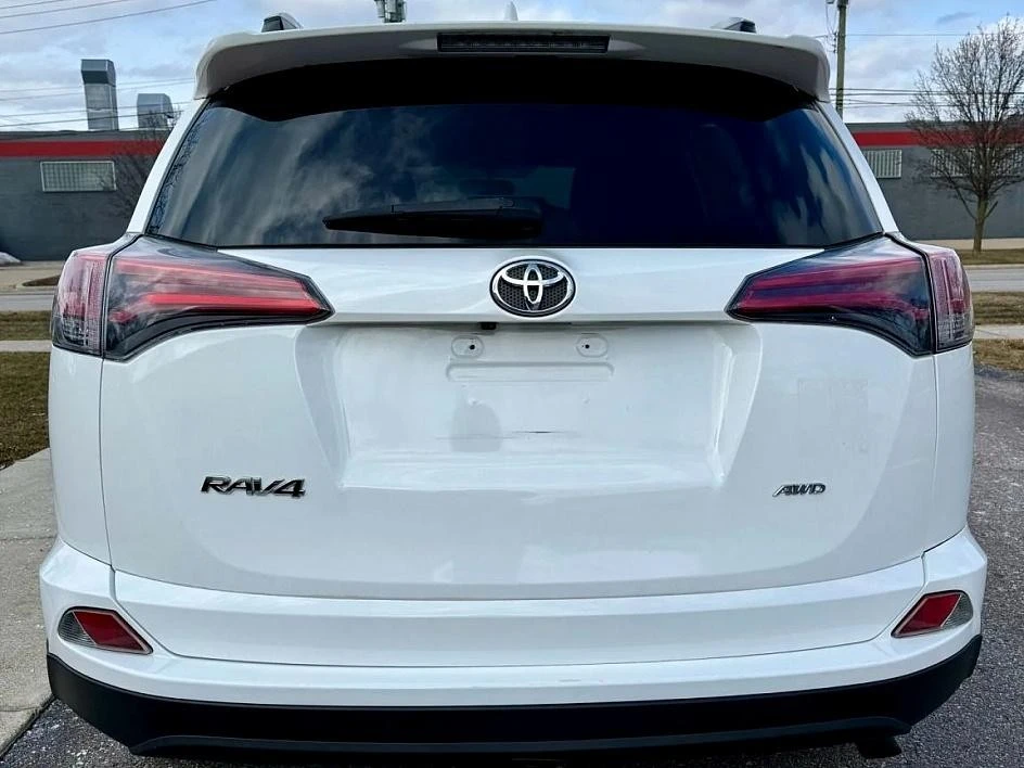 2016 Toyota RAV4 4th Gen - Image 6 of 20