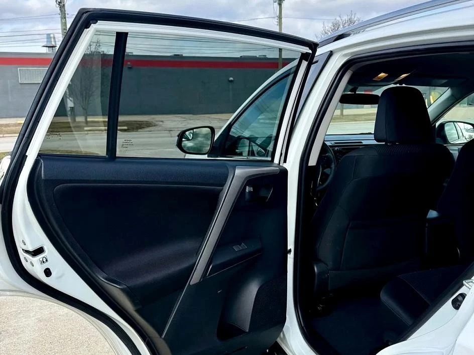 2016 Toyota RAV4 4th Gen - Image 17 of 20