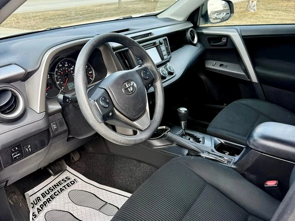 2016 Toyota RAV4 4th Gen - Image 14 of 20