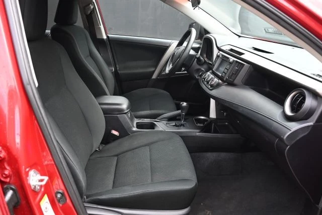 2016 Toyota RAV4 4th Gen - Image 13 of 17