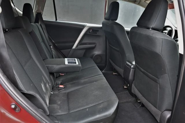 2016 Toyota RAV4 4th Gen - Image 15 of 17