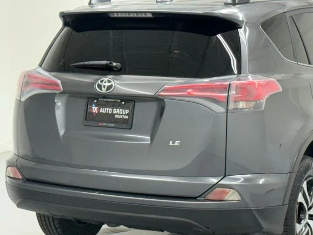 2016 Toyota RAV4 4th Gen - Image 14 of 31
