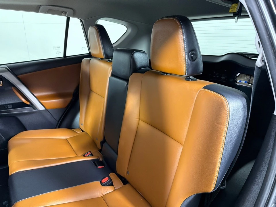 2016 Toyota RAV4 4th Gen - Image 20 of 21