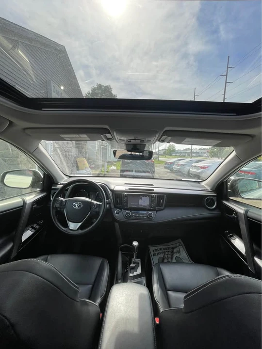 2016 Toyota RAV4 4th Gen - Image 12 of 14