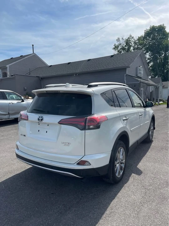 2016 Toyota RAV4 4th Gen - Image 4 of 14