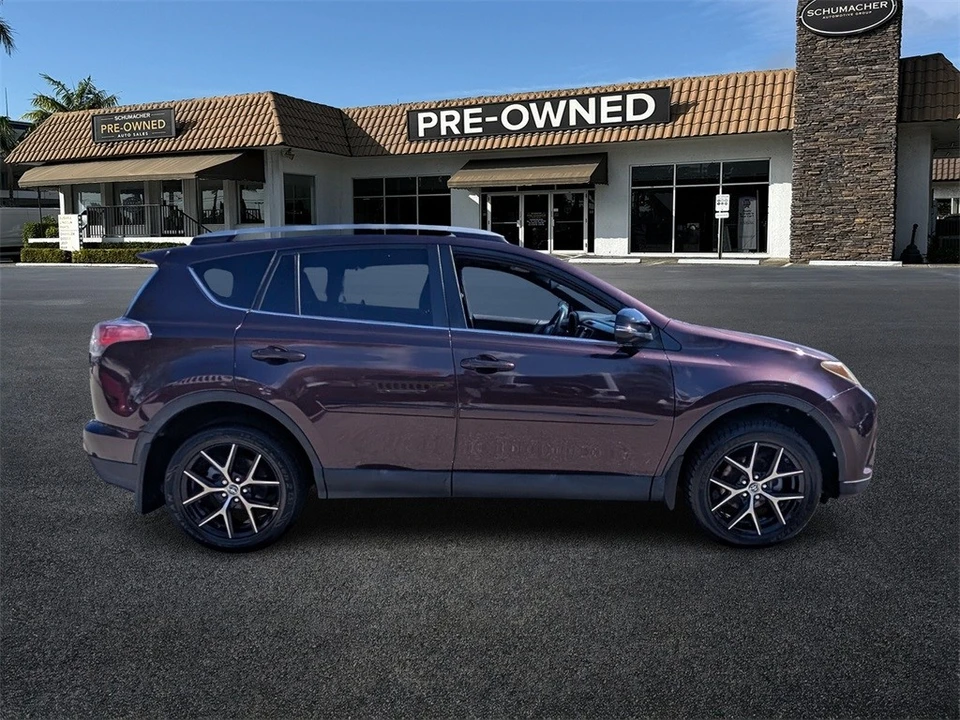 2016 Toyota RAV4 4th Gen - Image 8 of 12
