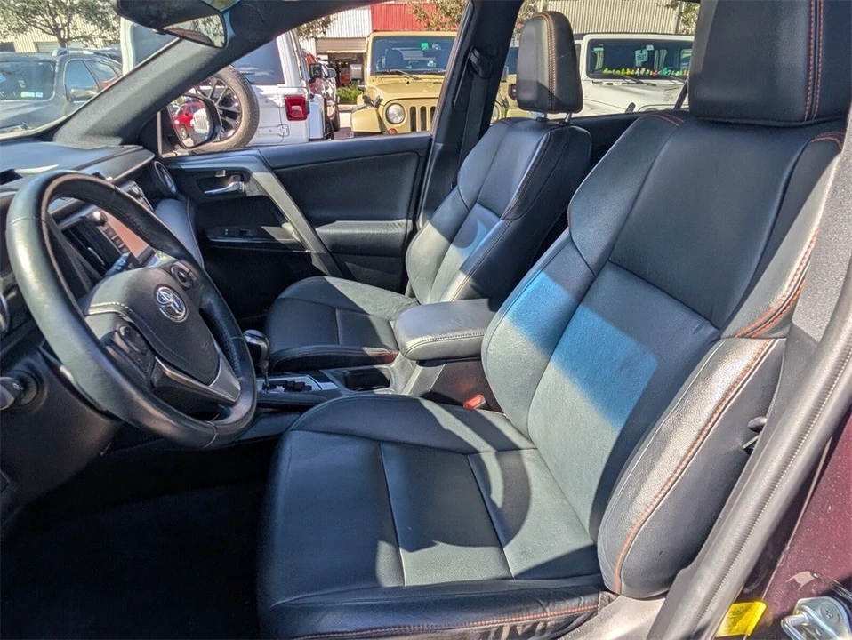 2016 Toyota RAV4 4th Gen - Image 10 of 12