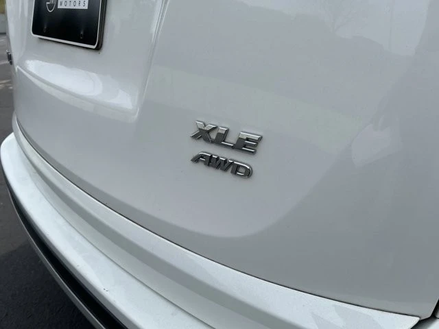 2016 Toyota RAV4 4th Gen - Image 5 of 7