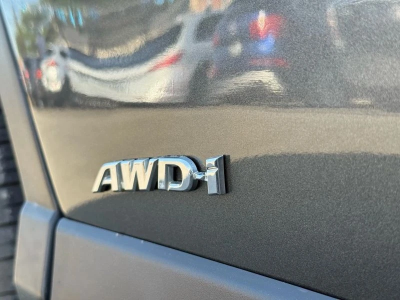 2016 Toyota RAV4 4th Gen - Image 10 of 12