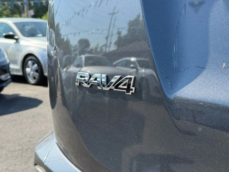 2016 Toyota RAV4 4th Gen - Image 11 of 12