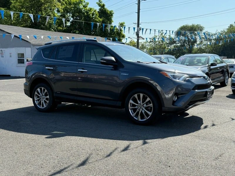 2016 Toyota RAV4 4th Gen - Image 7 of 12