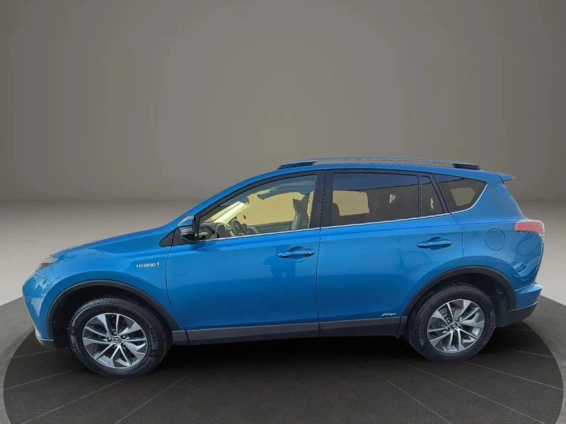 2016 Toyota RAV4 4th Gen - Image 8 of 12