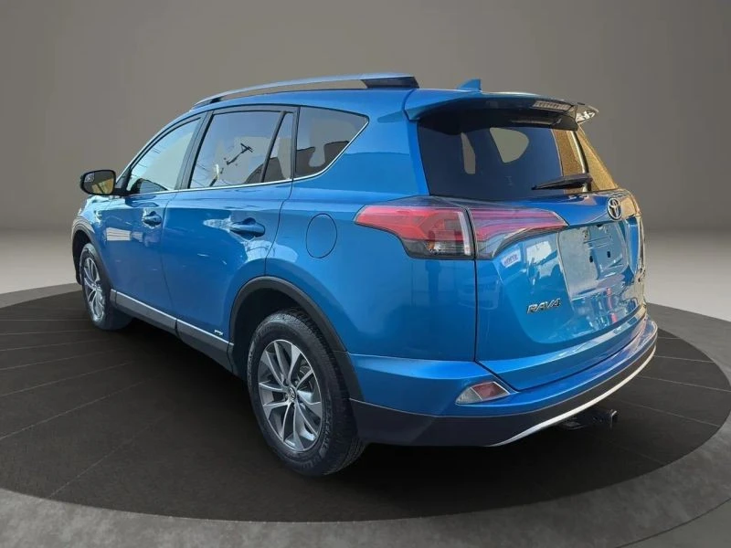 2016 Toyota RAV4 4th Gen - Image 7 of 12