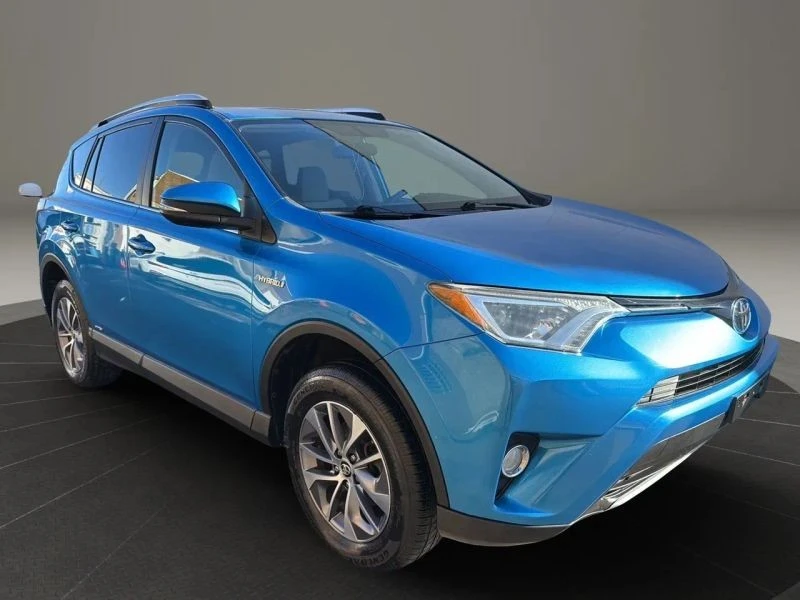 2016 Toyota RAV4 4th Gen - Image 3 of 12