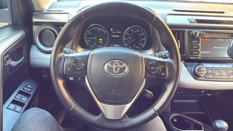 2016 Toyota RAV4 4th Gen - Image 10 of 12