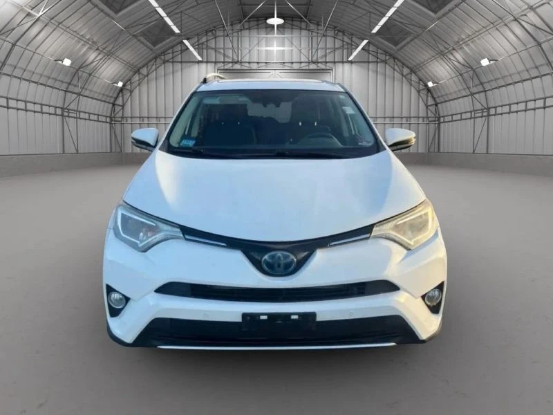2016 Toyota RAV4 4th Gen - Image 2 of 9