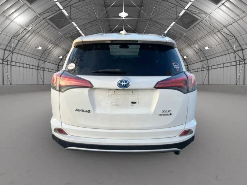 2016 Toyota RAV4 4th Gen - Image 4 of 9