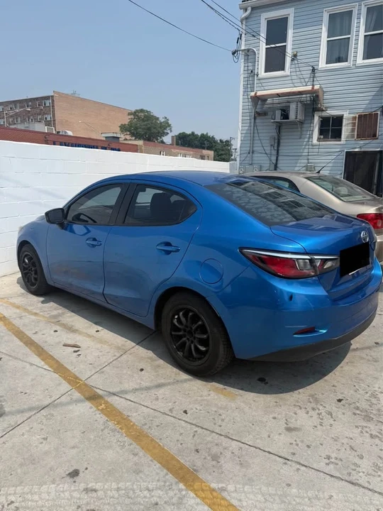 2016 Scion iA - Image 5 of 6