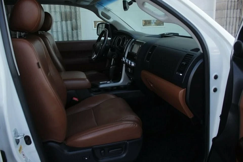 2016 Toyota Sequoia 2nd Gen - Image 8 of 20