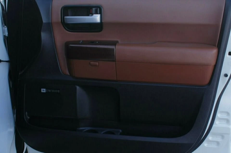 2016 Toyota Sequoia 2nd Gen - Image 6 of 20