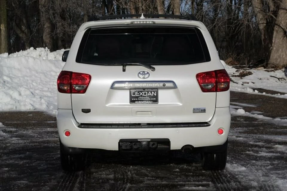 2016 Toyota Sequoia 2nd Gen - Image 5 of 20