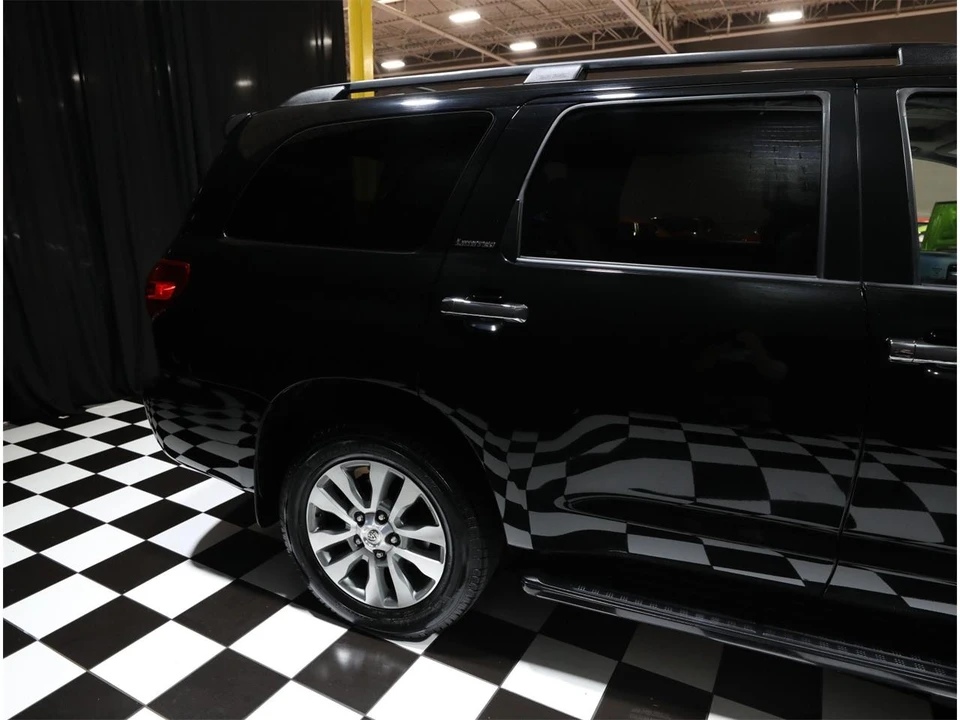 2016 Toyota Sequoia 2nd Gen - Image 17 of 31