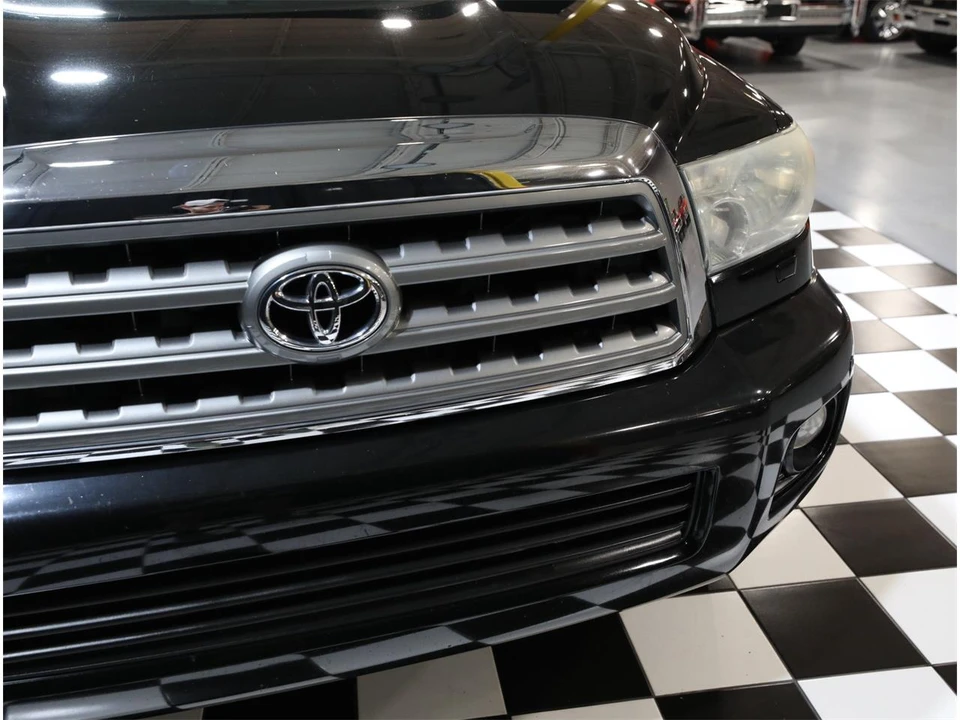 2016 Toyota Sequoia 2nd Gen - Image 10 of 31