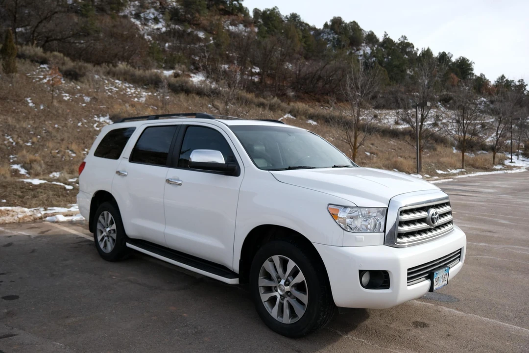 2016 Toyota Sequoia 2nd Gen - Image 9 of 31