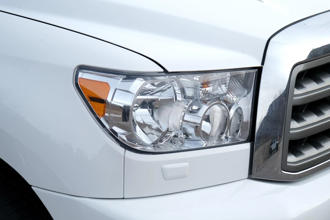 2016 Toyota Sequoia 2nd Gen - Image 16 of 31