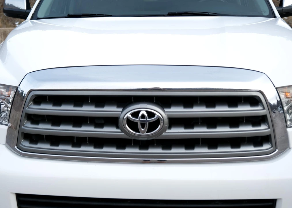 2016 Toyota Sequoia 2nd Gen - Image 17 of 31