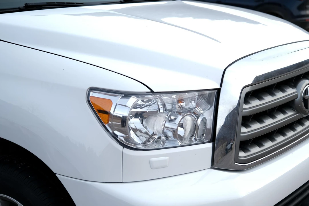 2016 Toyota Sequoia 2nd Gen - Image 15 of 31