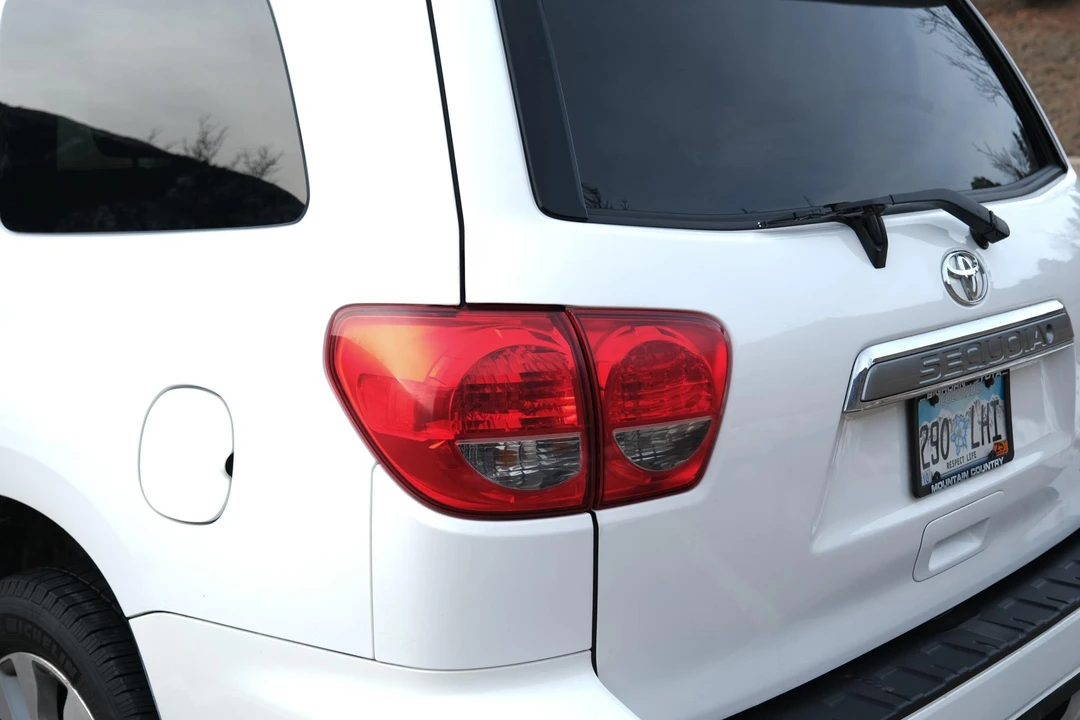 2016 Toyota Sequoia 2nd Gen - Image 22 of 31